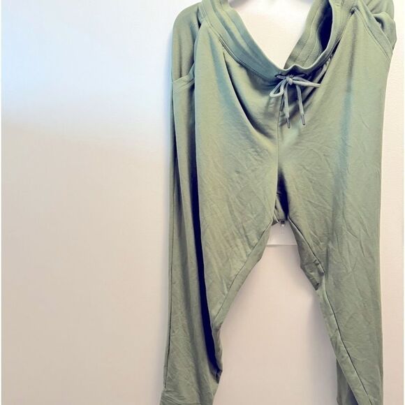 ID Ideology Women's Slim Leg Jogger Pants Green olivine - Picture 6 of 9